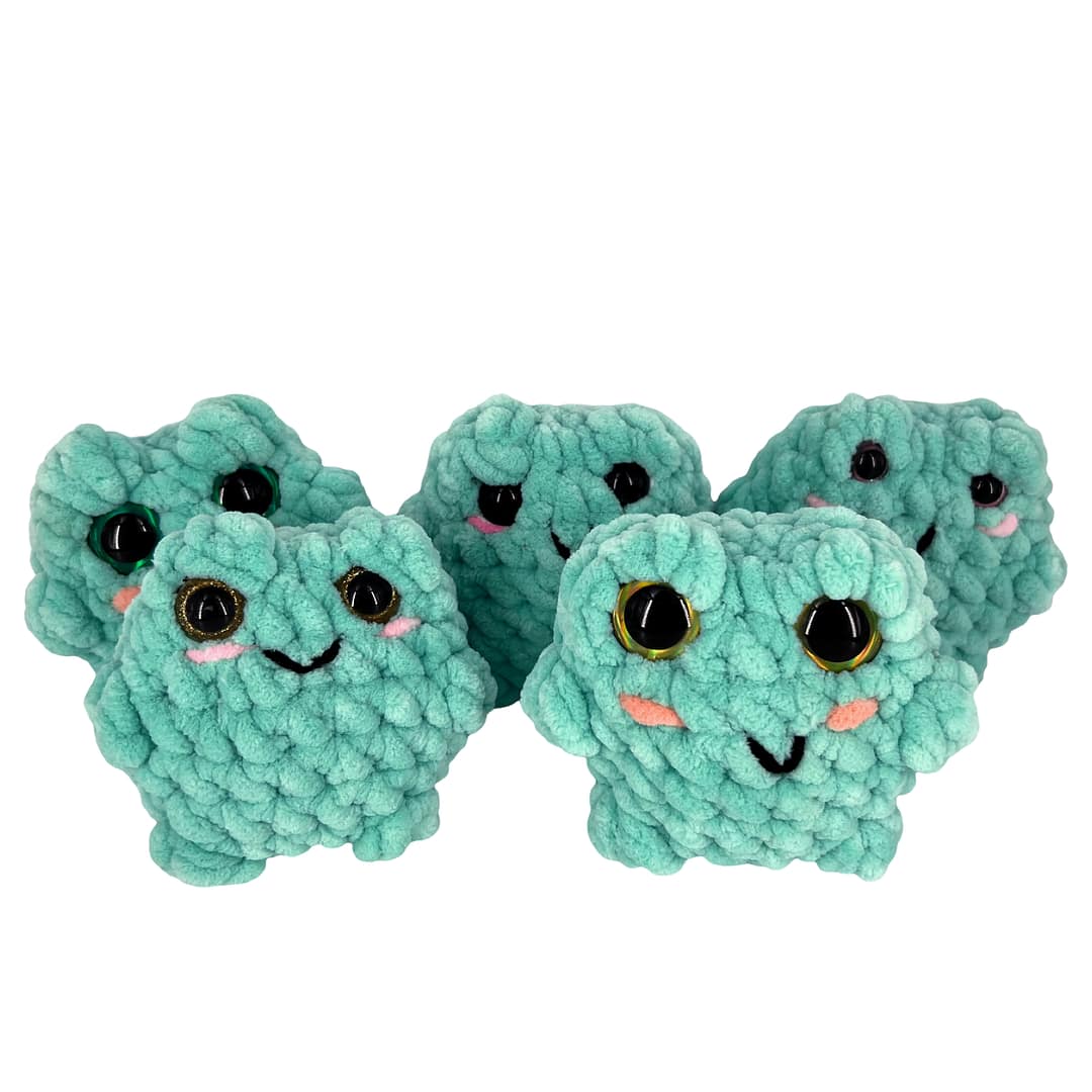 Crochet Chunky Frog Plushie - Image 3