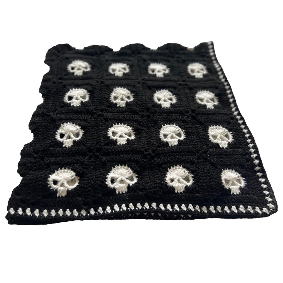 Crochet Skull Blanket - Image 10